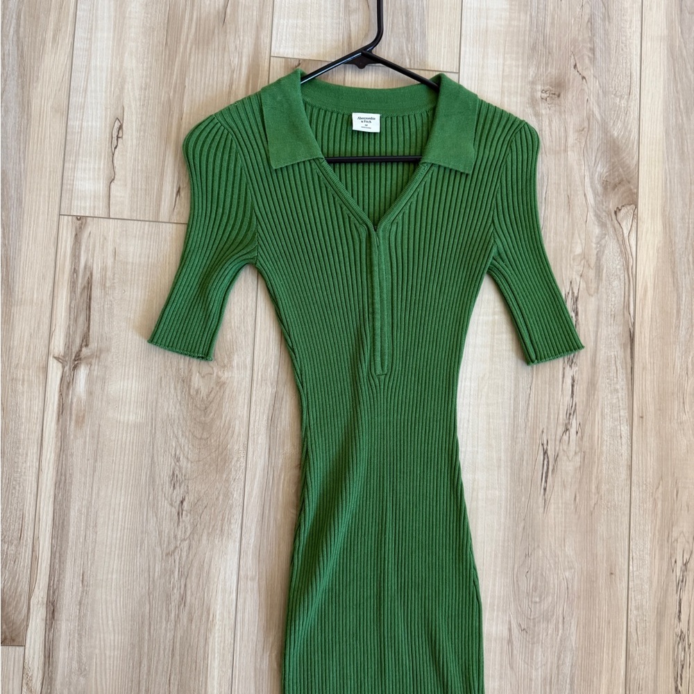 Abercrombie Green Ribbed Knit Dress